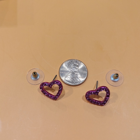Betsey Johnson Open Heart Earrings - Picture 4 of 6